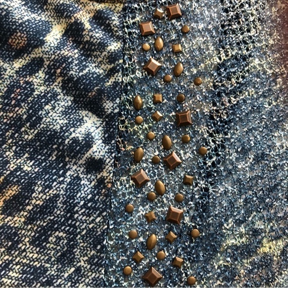 Chico’s Albany Crochet Studded Blue with Green Brown Cheetah Tunic. Size L. EUC - Picture 3 of 11